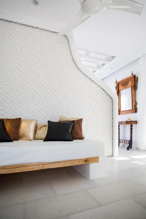 Naxian Riviera Exclusive Seafront Suites, Junior Suite Agios Prokopios  Exterior foto